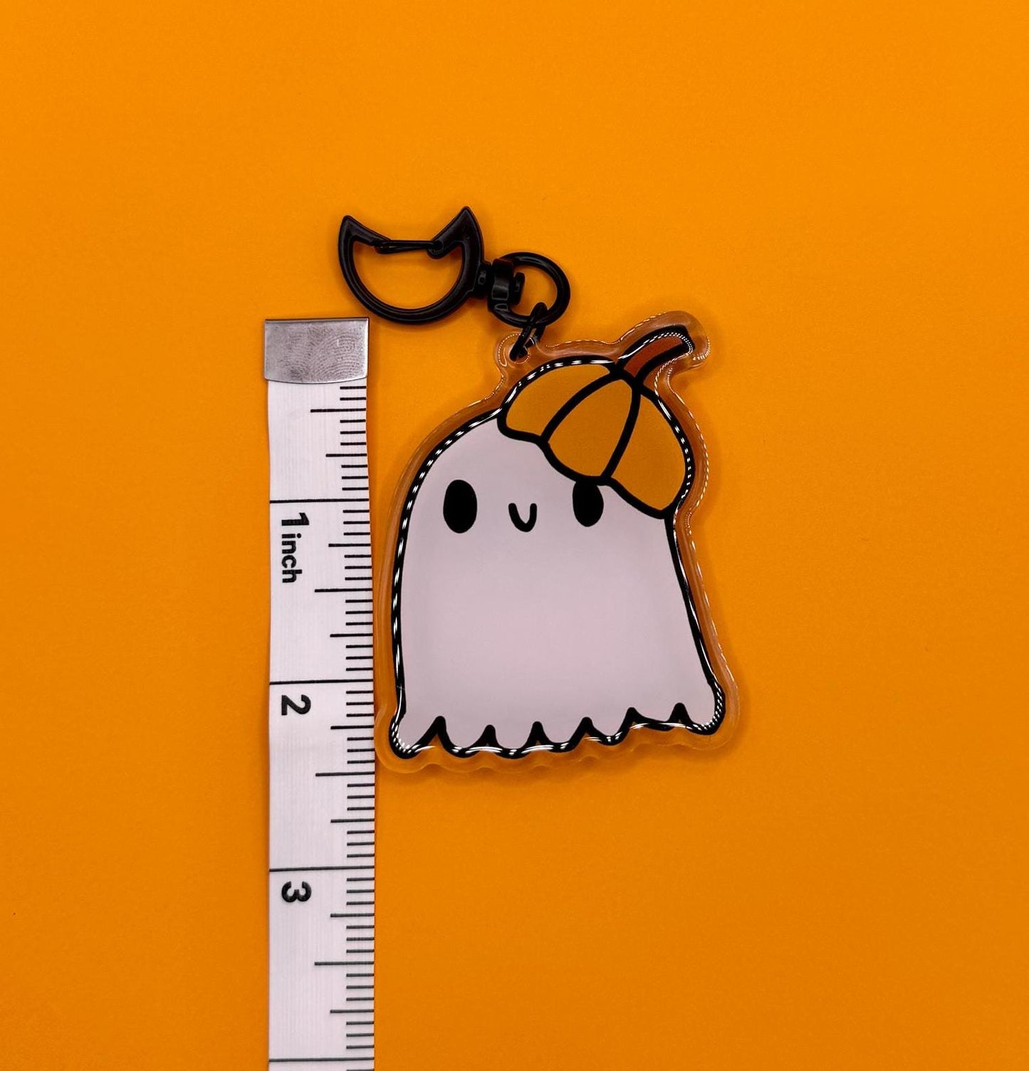 Pumpkin Ghost Acrylic Keychain: Spooky Halloween Backpack Accessory